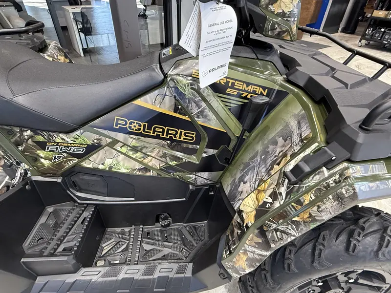 2026 Polaris SPORTSMAN 6X6 570