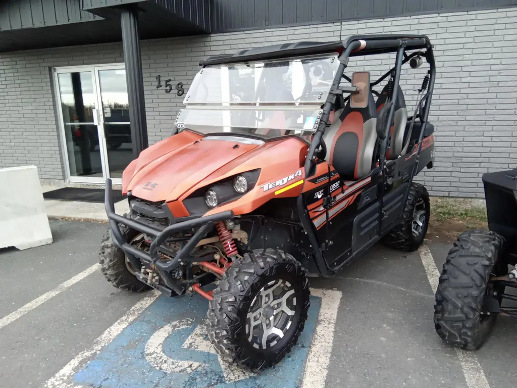 2017 Kawasaki TERYX 4 LE