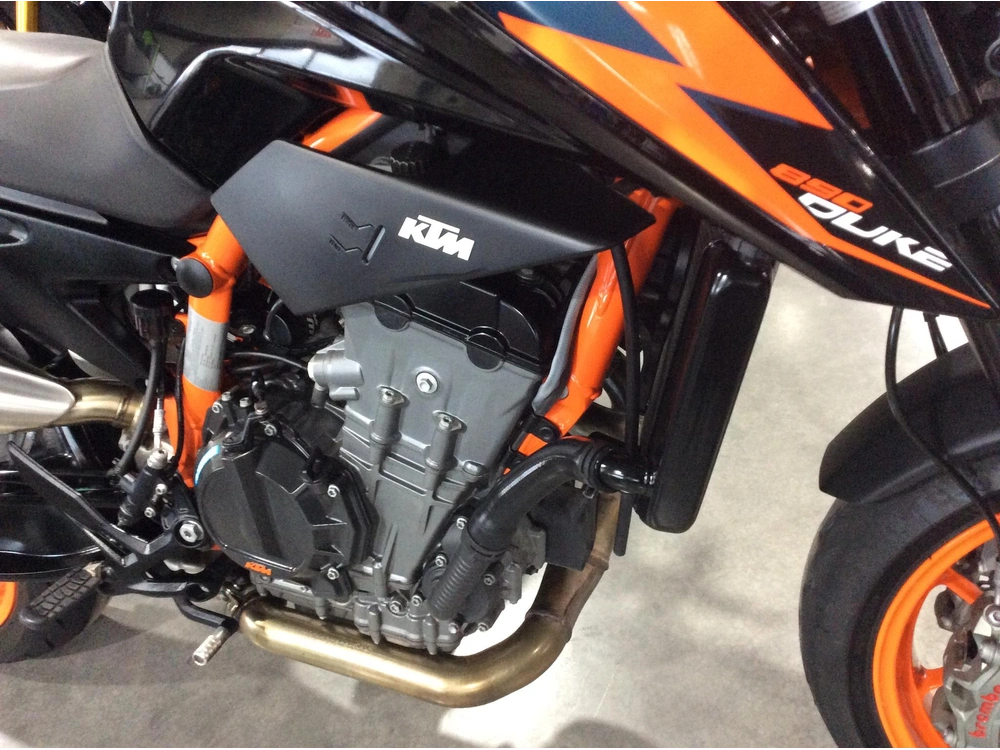 Ktm Duke 890r 2023 alt