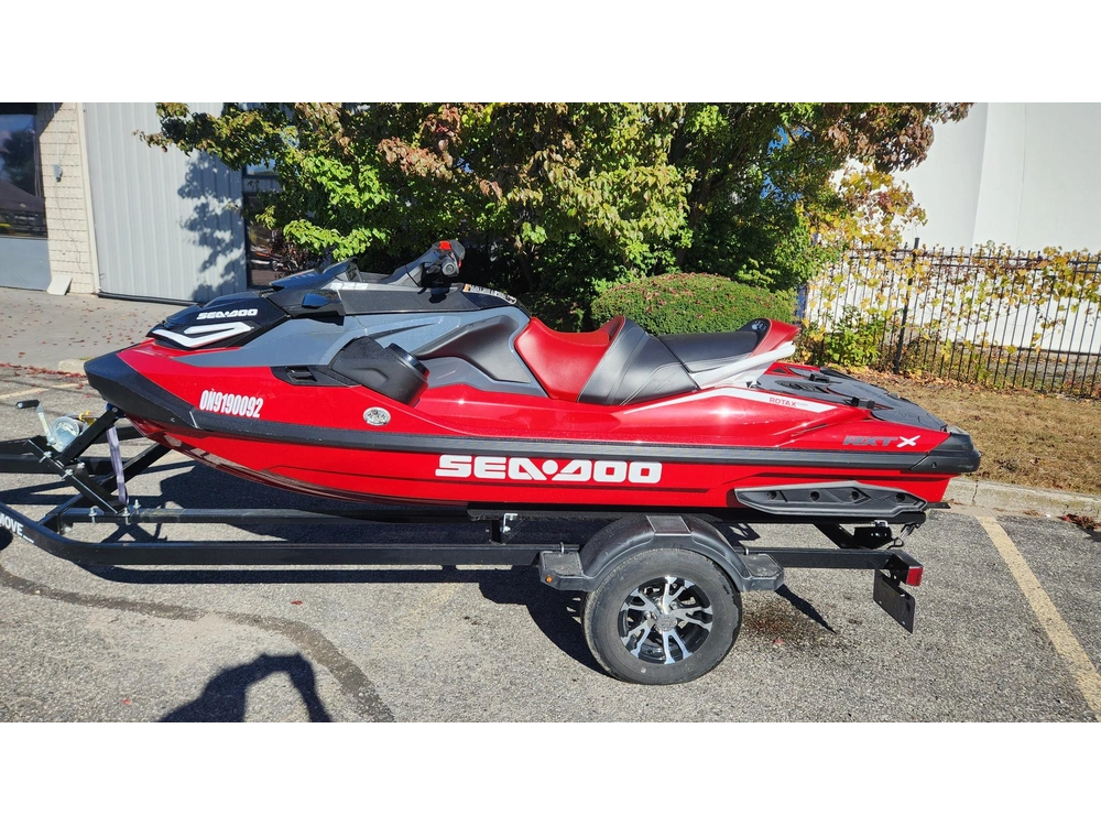 2024 Sea-doo 2024 Rxt X 325 Aud Red alt