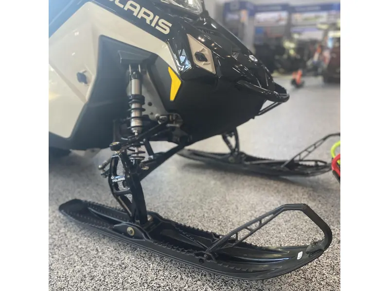 2025 Polaris 850 RMK SP 155