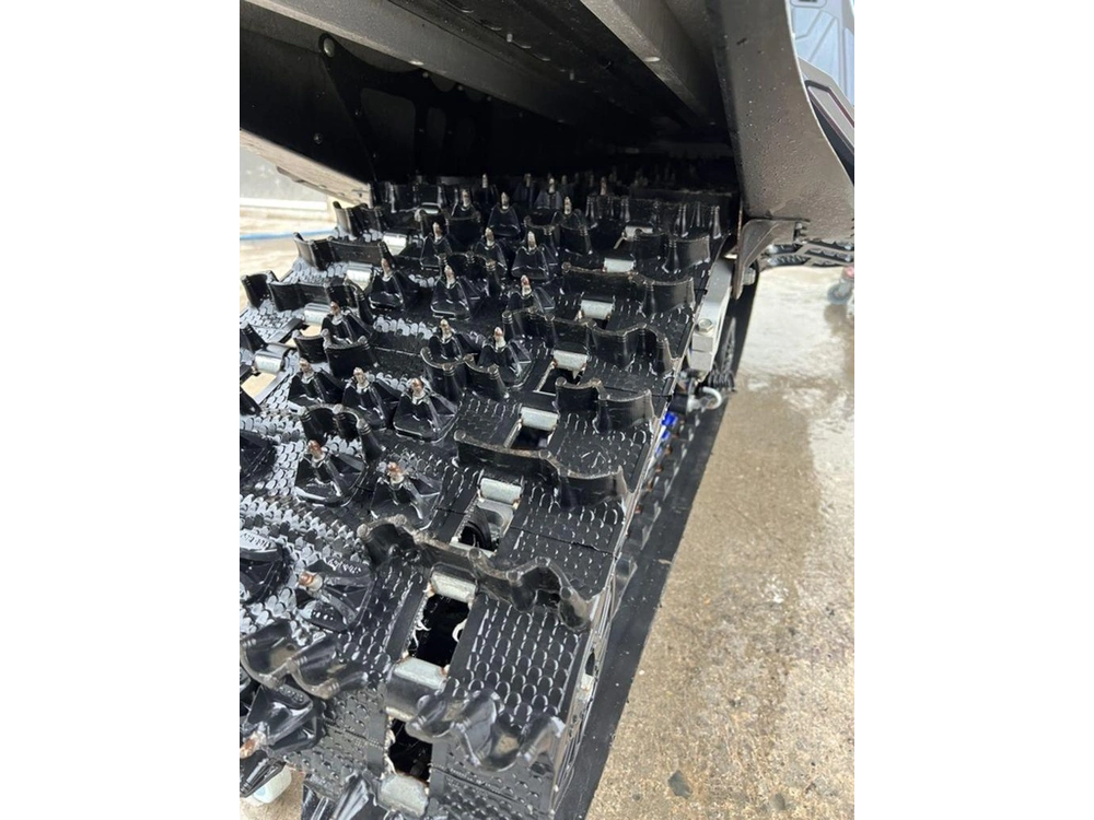 2022 Polaris 850 Indy Xcr 128 alt