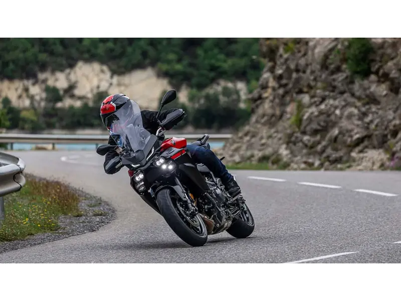 2025 Yamaha Tracer 9 Y-AMT thumbnail 2