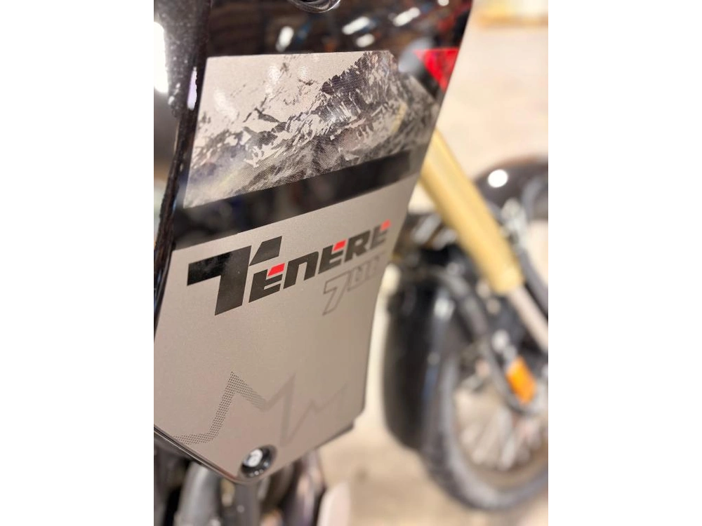 Yamaha Tenere 700 Ed Canada 2024 alt