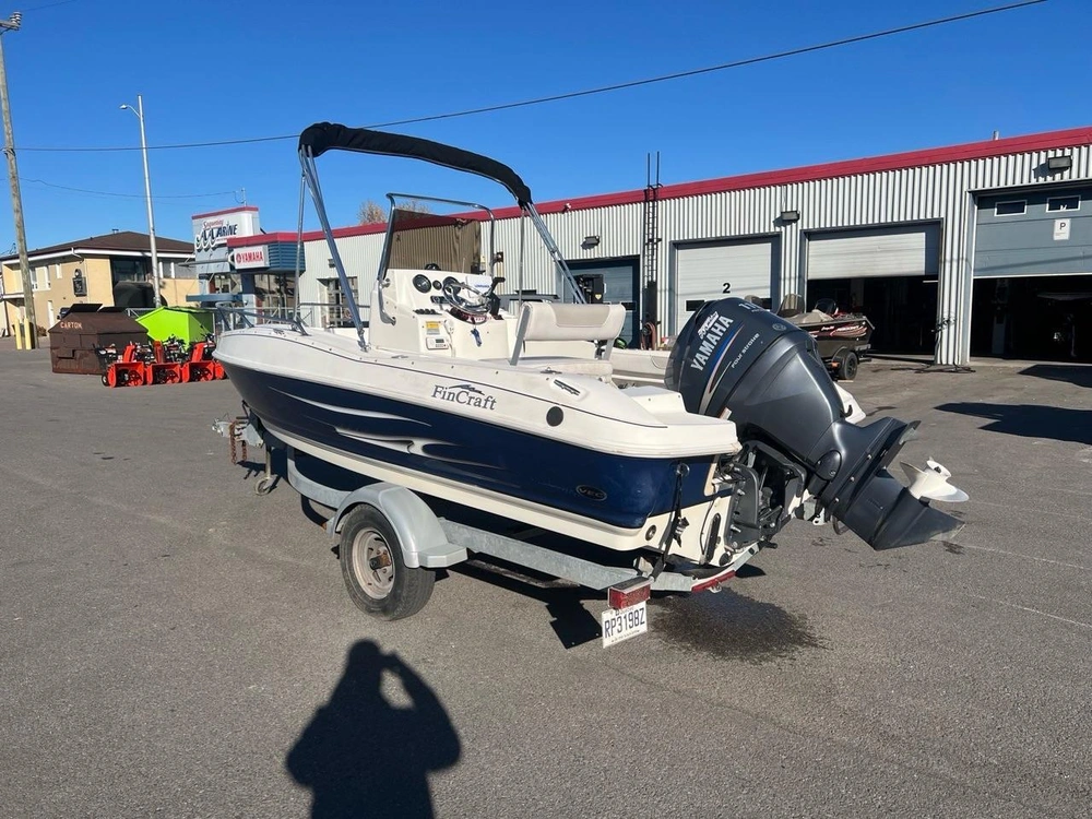 Larson 19cc Fincraft 2011 alt