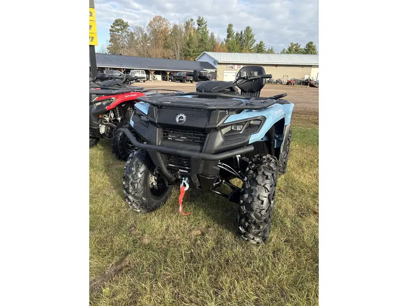 2026 Can-Am OUT MAX XT 700
