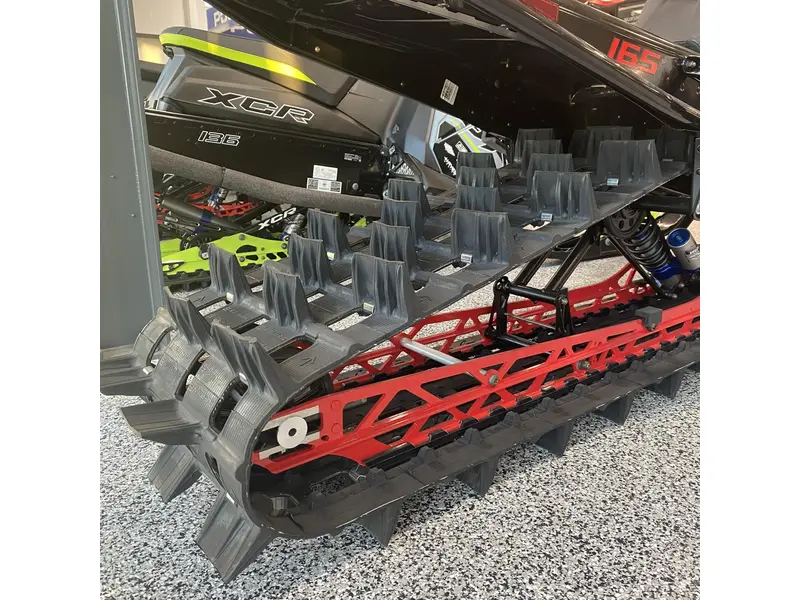 2025 Polaris 850 RMK KHAOS 165