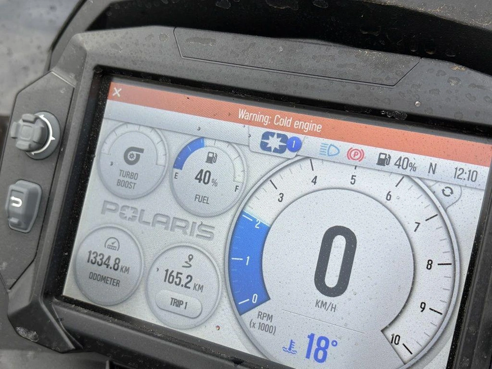 2024 Polaris Patriot Boost Indy Vr1 137 Premium Matte Orange Metallic alt