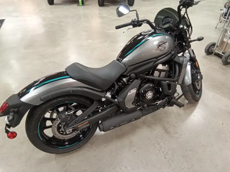 2025 Kawasaki VULCAN S CAFE