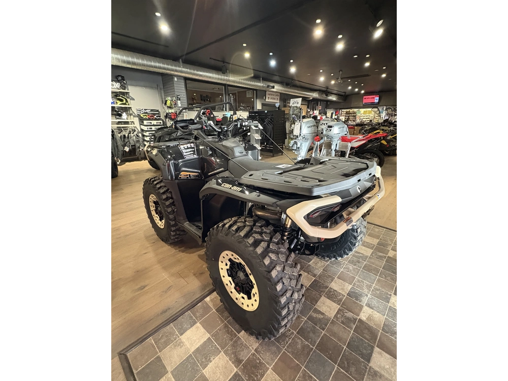 2026 Can-am Outl Bac 1000r alt