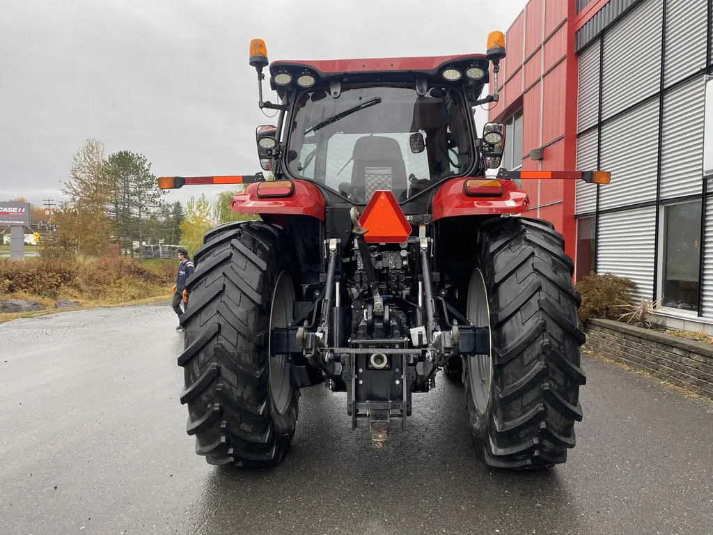 2017 Case IH Puma 185