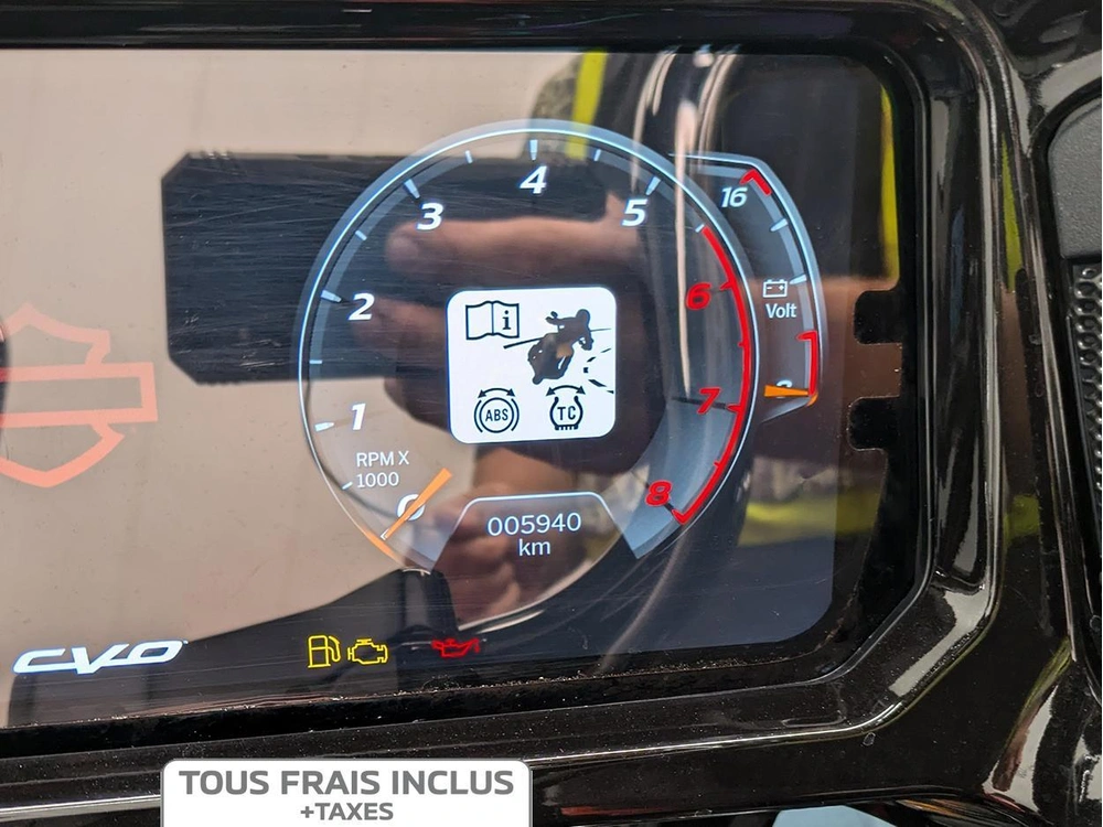 Harley-davidson Fltrxse Cvo Road Glide 121 Abs 2024 alt