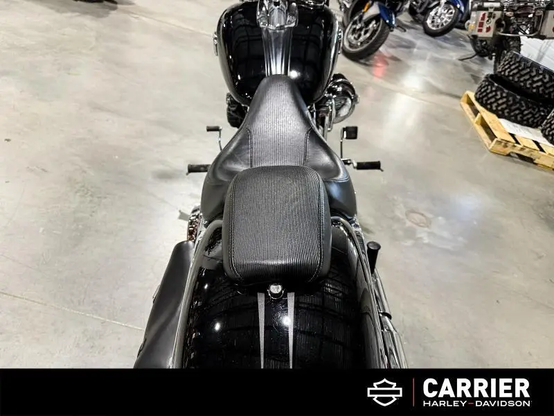 2016 Harley-Davidson Moto Harley-Davidson BREAKOUT 2016 thumbnail 5