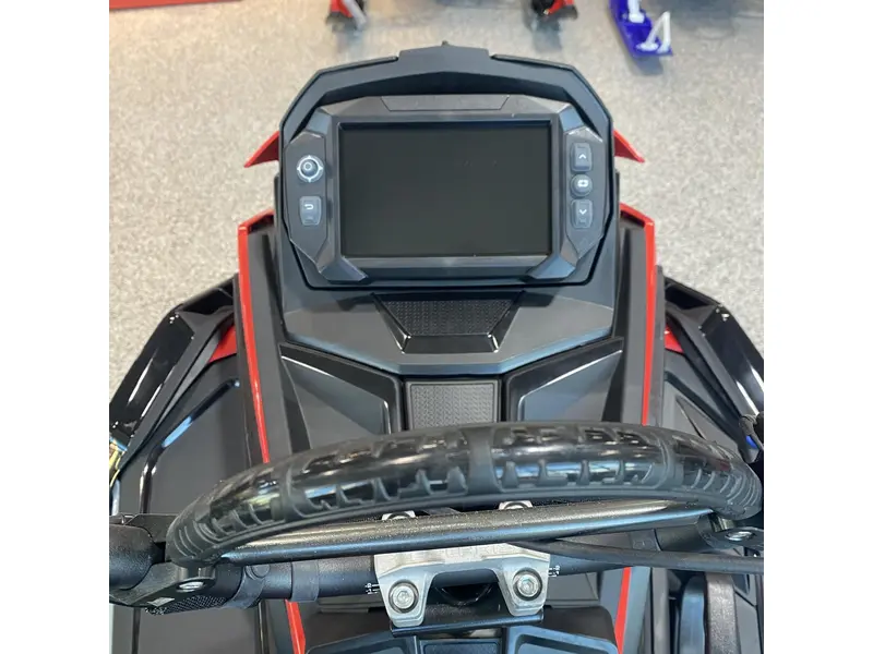 2025 Polaris 850 RMK KHAOS 165