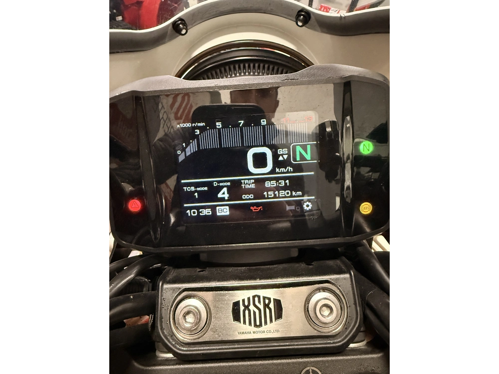 Yamaha Xsr 900 Xsr 900 3000$ D'accessoires 2024 alt