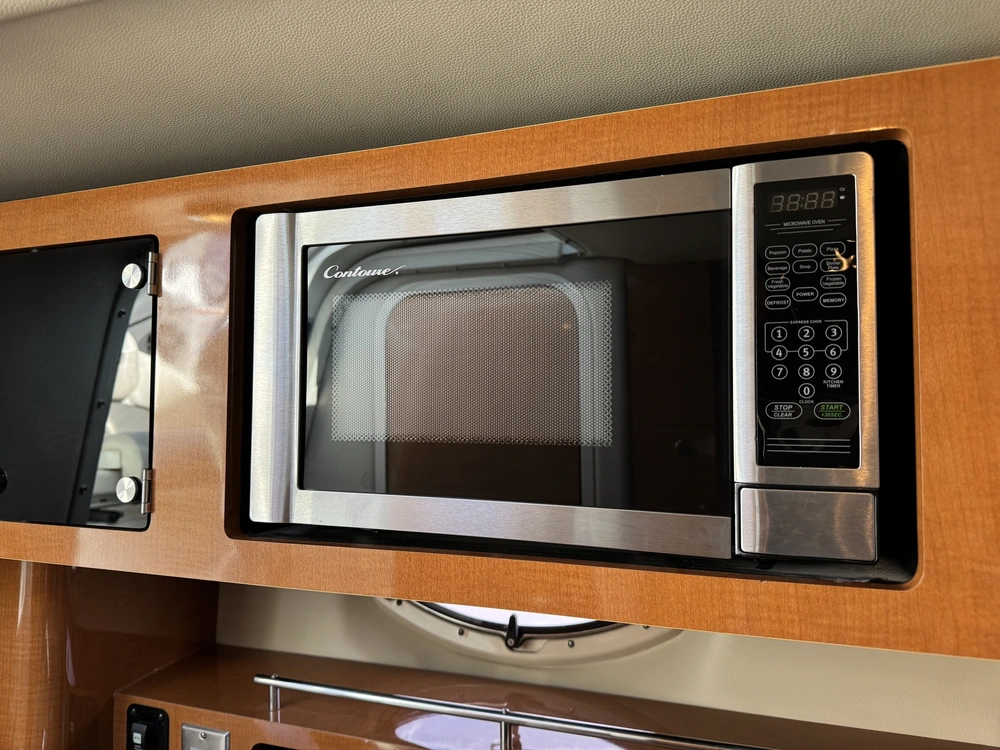 2009 Chaparral 250 Signature alt