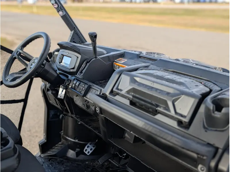 Can-Am Defender XT HD9 2026