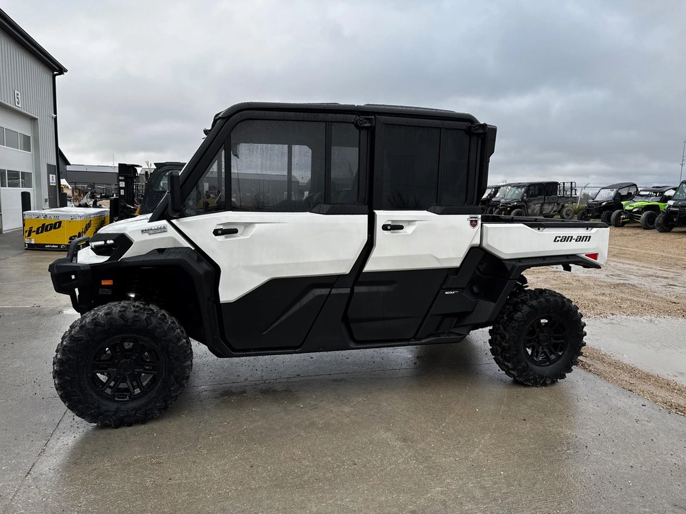 2026 Can-am Defender Max Limited Cab Hd11 alt