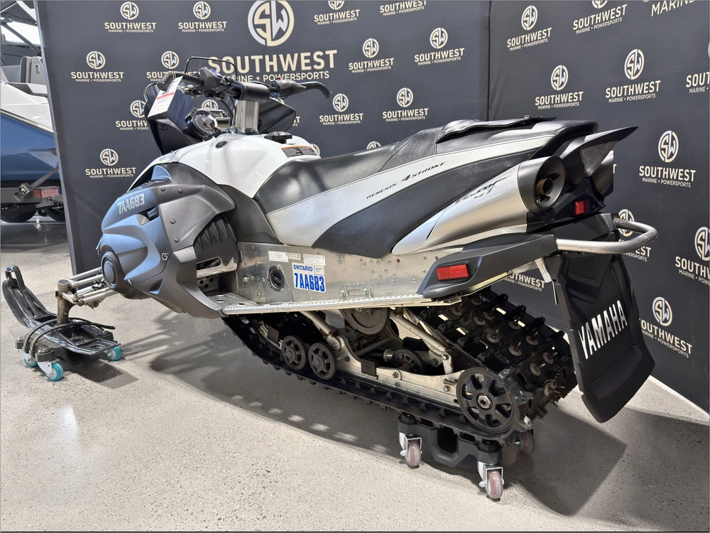 2010 Yamaha Vector Gt alt