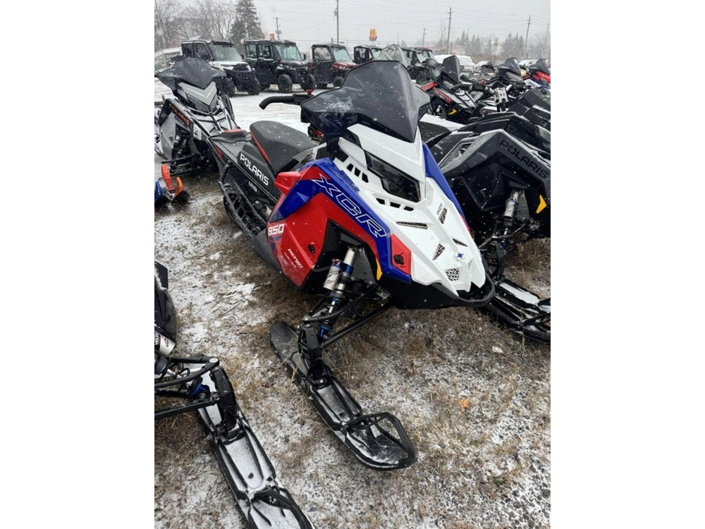 2024 Polaris 850 Indy Xcr 128 Premium Indy Red alt