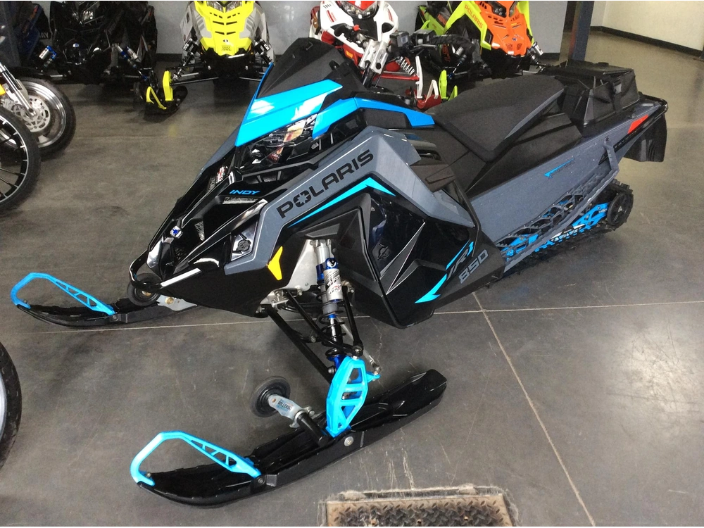 2022 Polaris Indy Vr1 850 137 S22tdv8rs alt