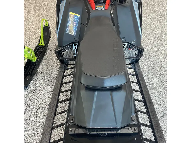 2025 Polaris 850 RMK KHAOS 165