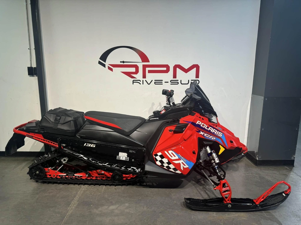 Polaris 9r Indy Xcr 136 Le 70e Démo 2025 alt