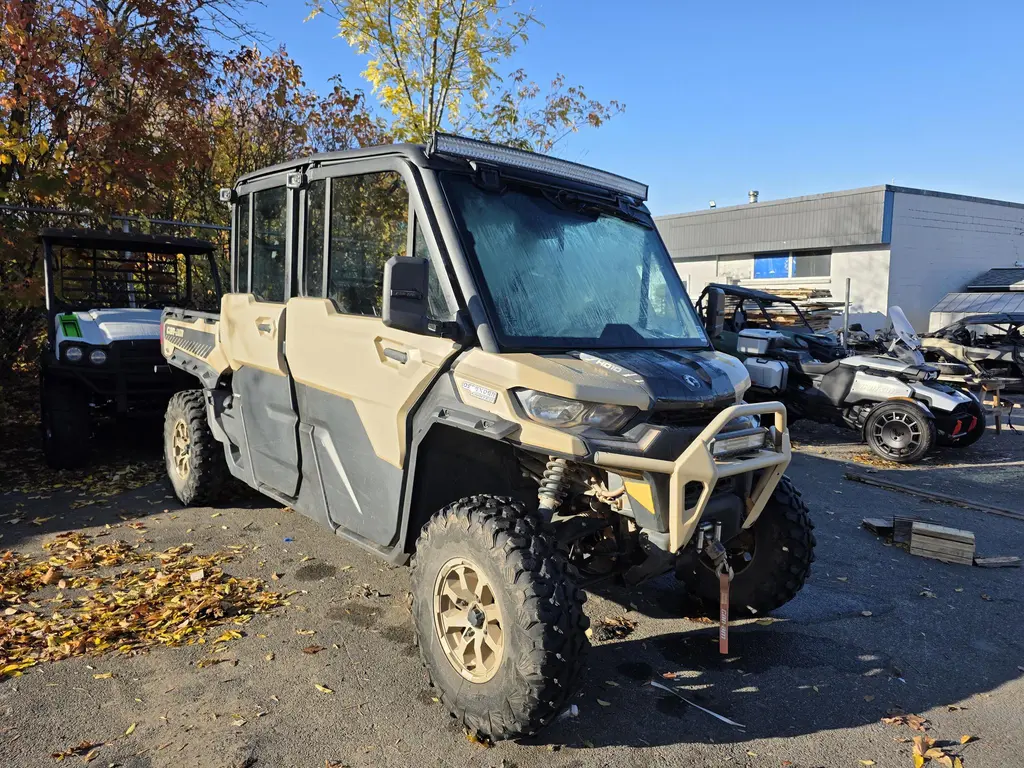 2024 Can-Am DEFENDER MAX LTD