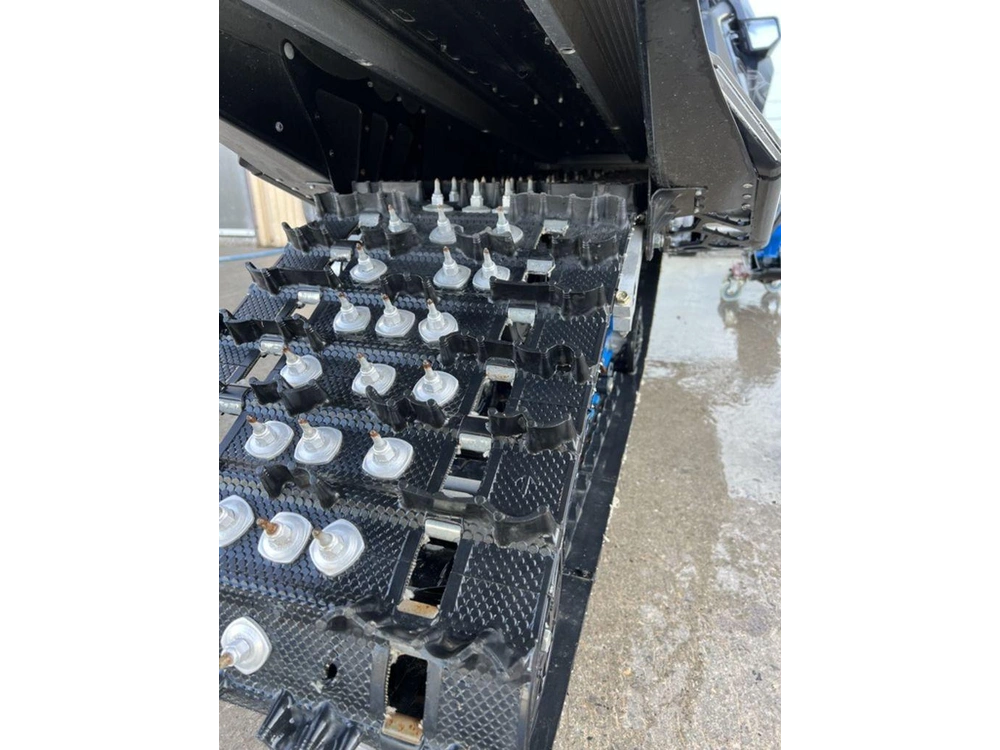 2023 Polaris Patriot Boost Indy Vr1 129 alt