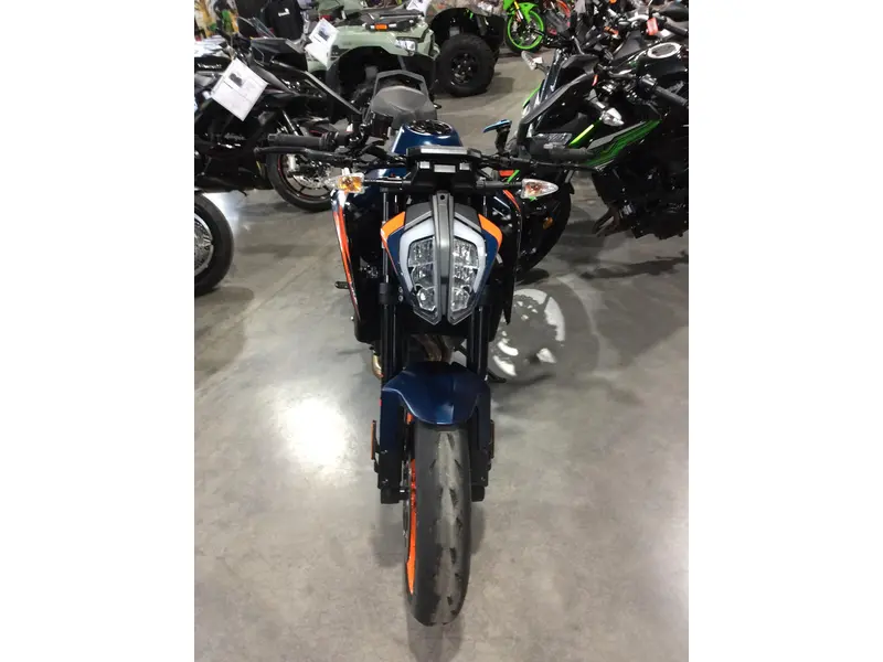 2023 KTM DUKE 890R thumbnail 7