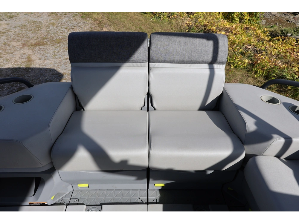 2023 Sea-doo Switch 18 alt