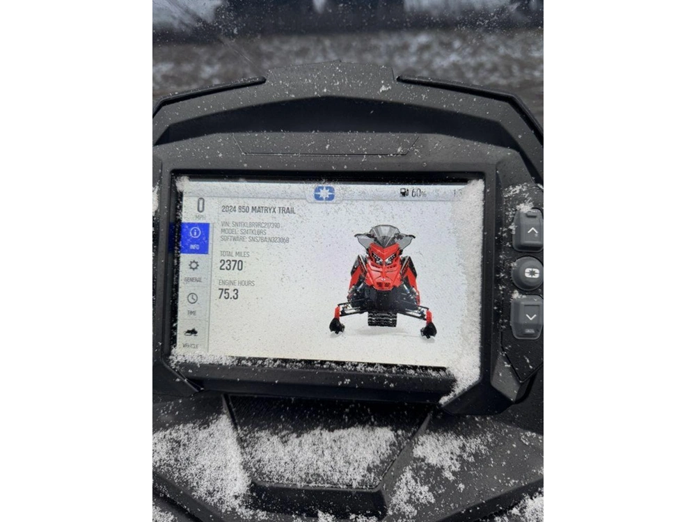 2024 Polaris 850 Indy Xcr 128 Premium Indy Red alt