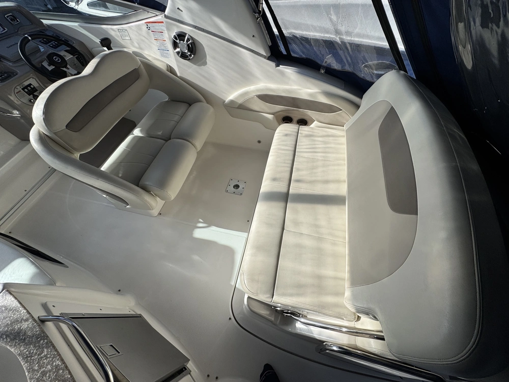 2009 Chaparral 250 Signature alt