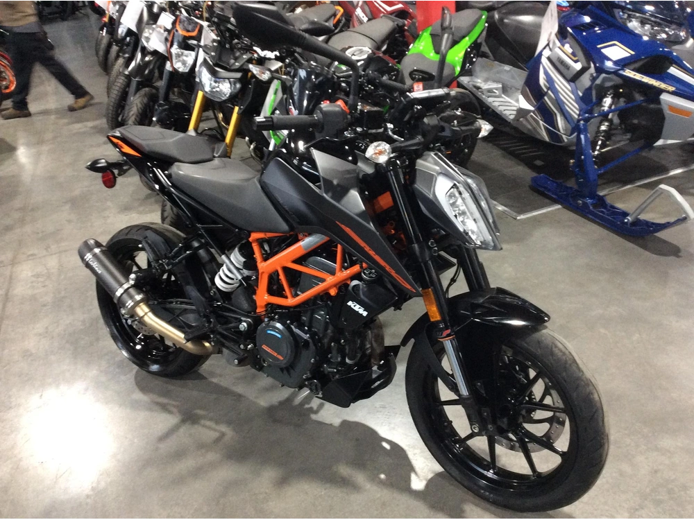Ktm Duke 390 2023 alt