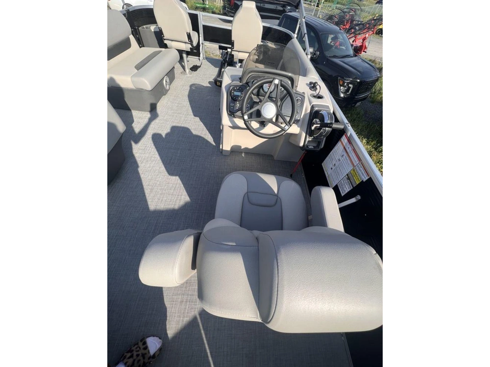 2022 Princecraft Sportfisher 21-2s alt