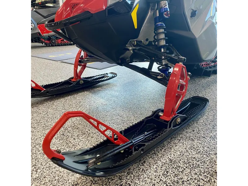 2025 Polaris 850 RMK KHAOS 165