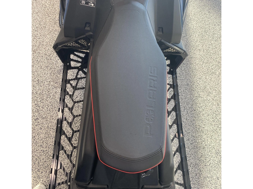 2024 Polaris Prostar S4 Voyageur 146 alt