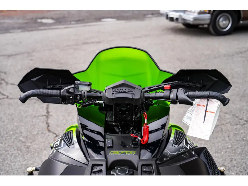 2026 Arctic Cat ZR 9000 THUNDERCAT 137