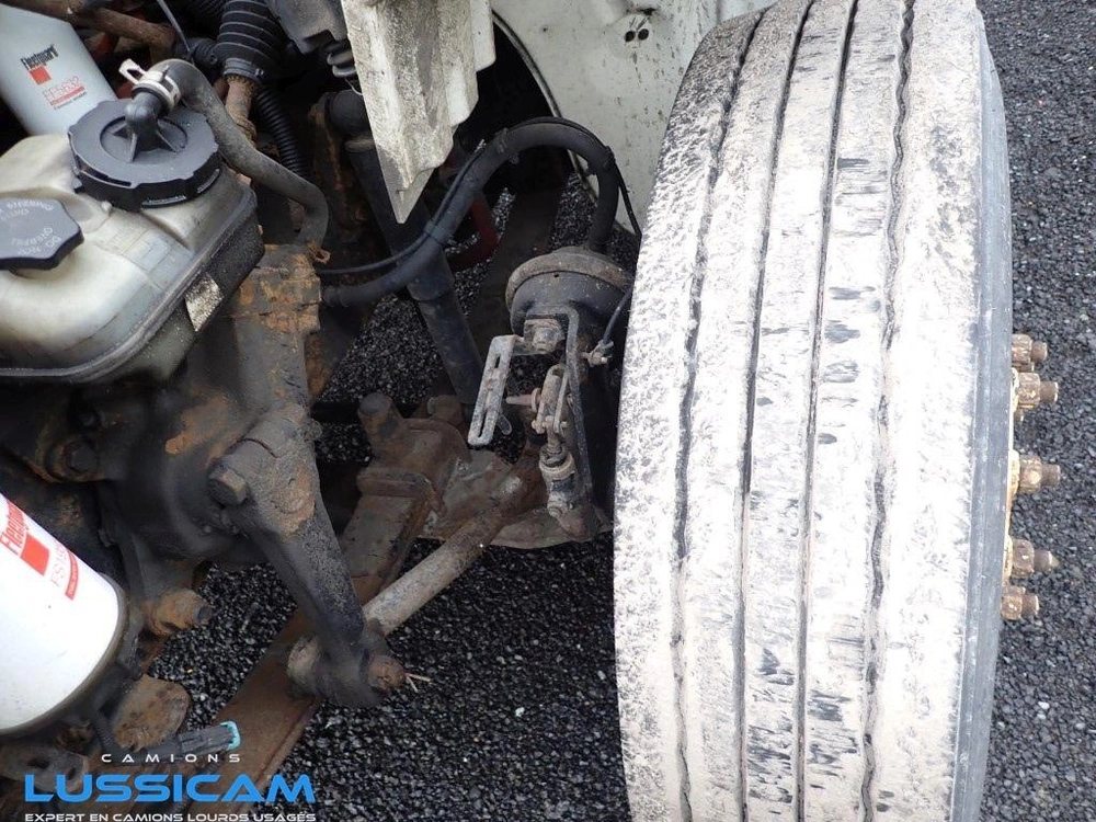Freightliner M2-106 2013