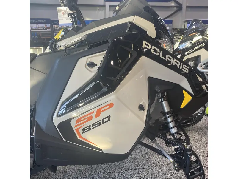 2025 Polaris 850 RMK SP 155