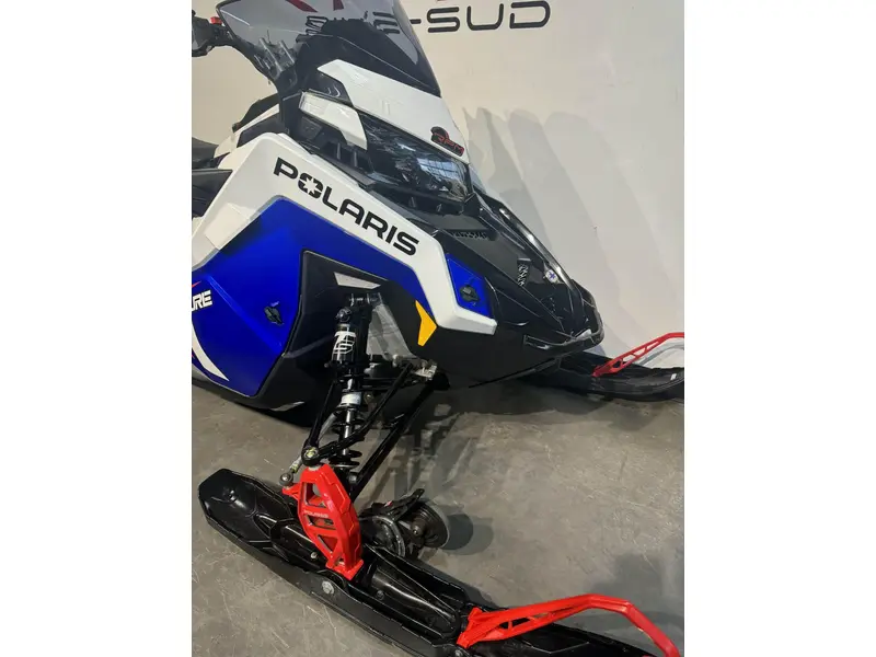 2023 Polaris PROSTAR S4 Indy Adventure 137¨DÉMO