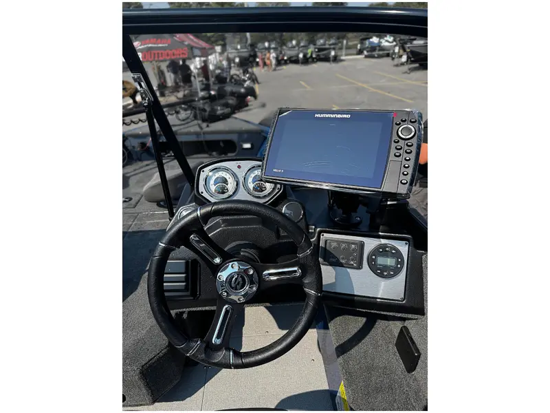 2024 Smoker-Craft Excursion 176 DC PRO