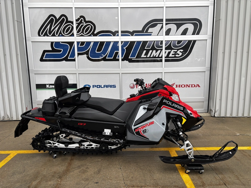 Polaris Prostar S4 Indy Adventure 137 2025 alt