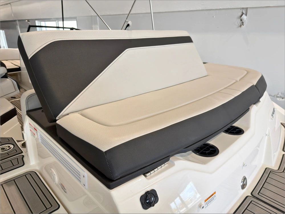 2024 Sea Ray Spx 210 No Luxury Tax* alt