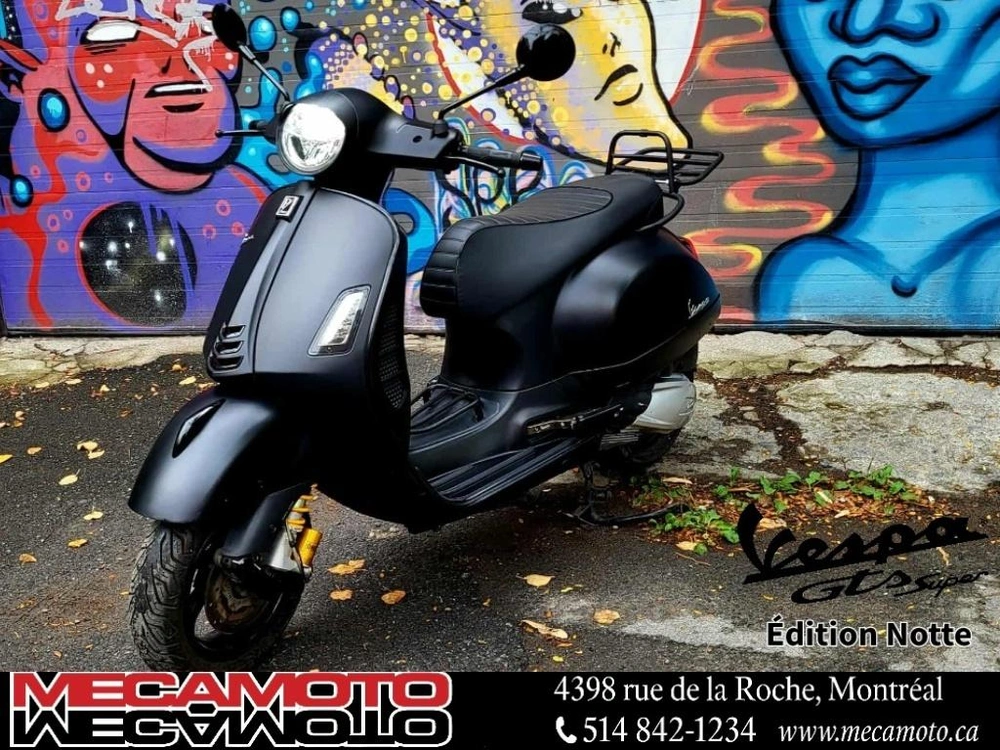 Vespa Gts Super 300 Notte 2020 alt