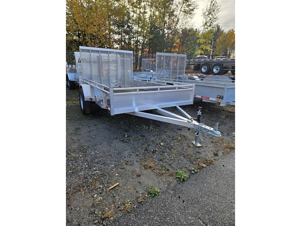 Triumph Au3 6' X 10' 2025 alt