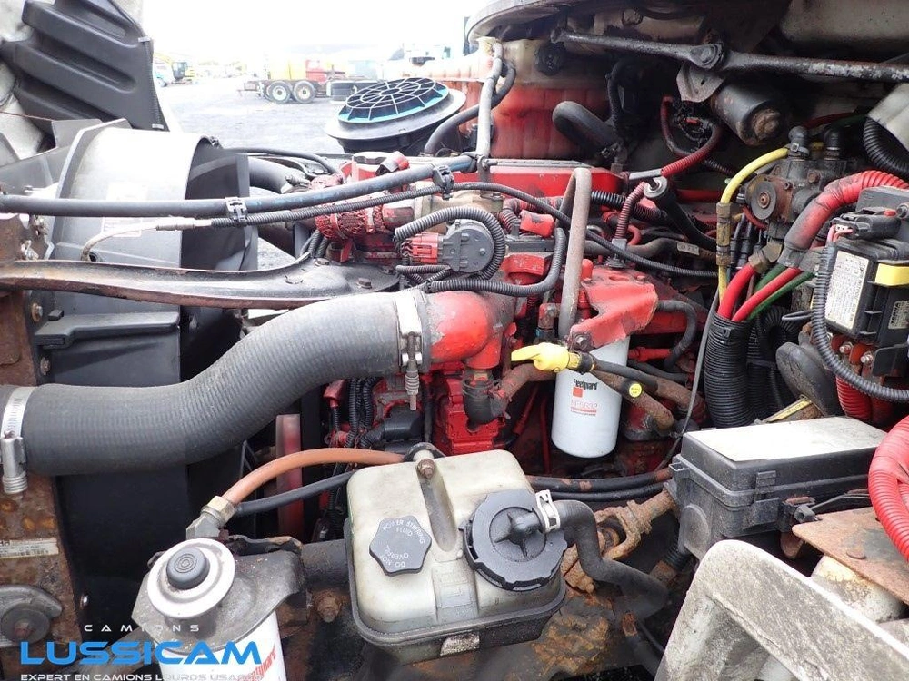 Freightliner M2-106 2013