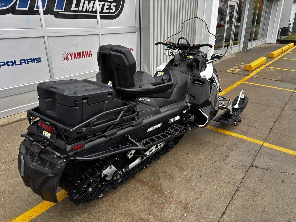 Polaris 800 Titan Aventure 155 2018 alt