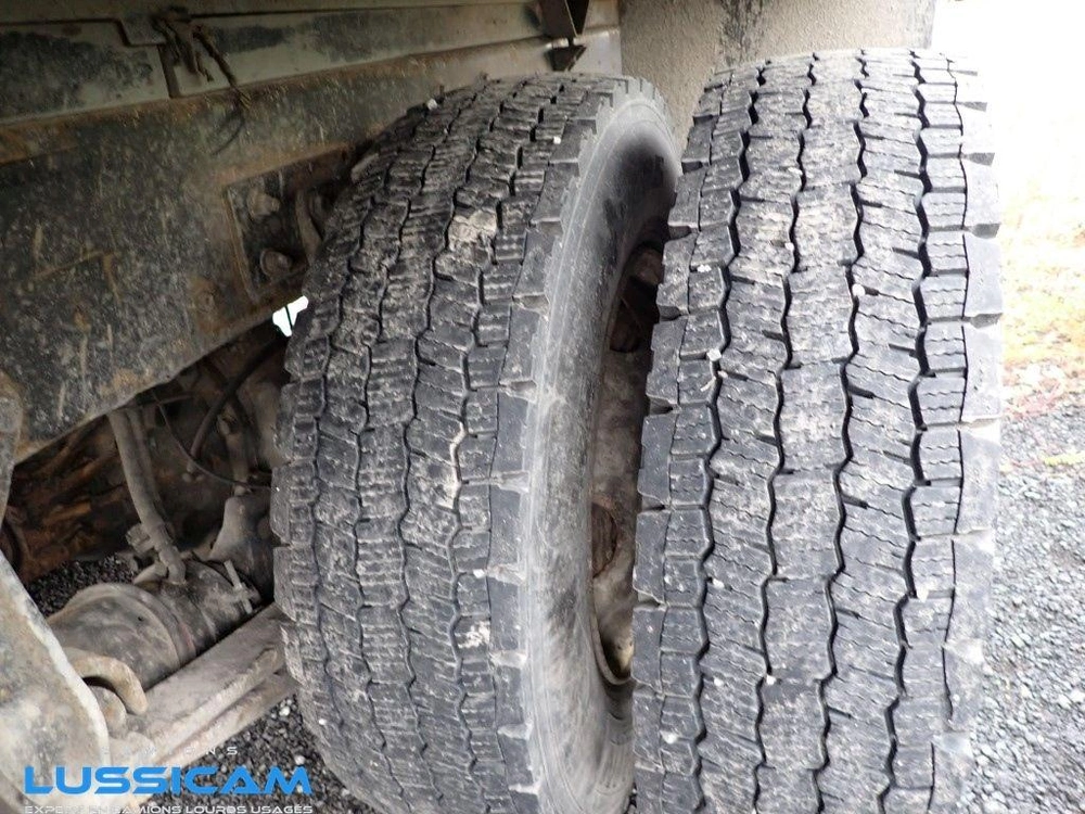 Freightliner M2-106 2013
