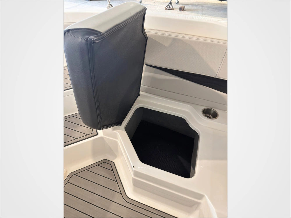 2024 Sea Ray Spx 210 No Luxury Tax* alt